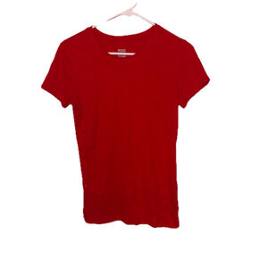 Pink red t shirt like new